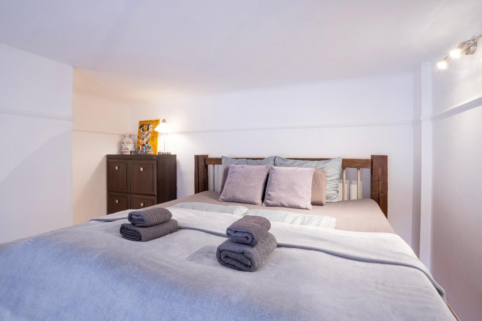 Cedar Inn Budapest - Palace District Zewnętrze zdjęcie