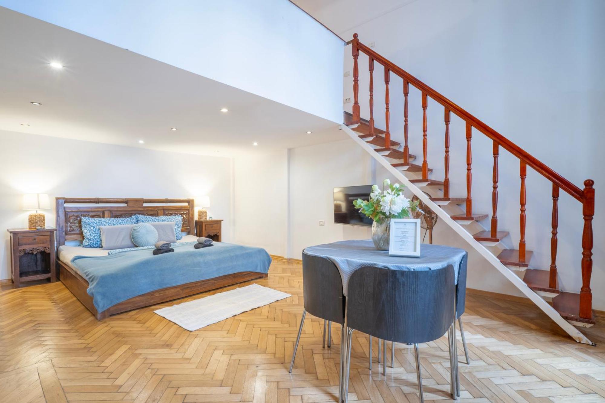 Cedar Inn Budapest - Palace District Zewnętrze zdjęcie