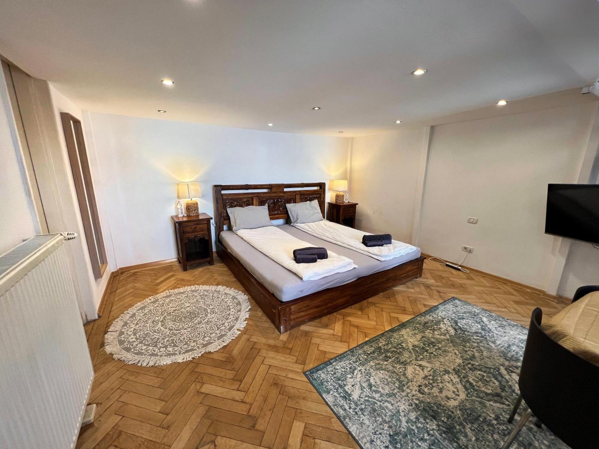 Cedar Inn Budapest - Palace District Zewnętrze zdjęcie